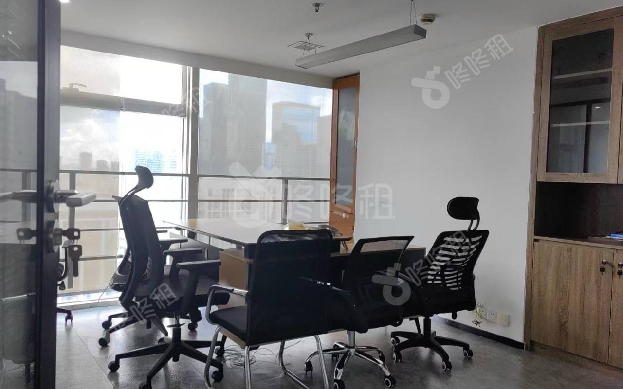 星河世纪大厦_200平_精装_办公室隔间