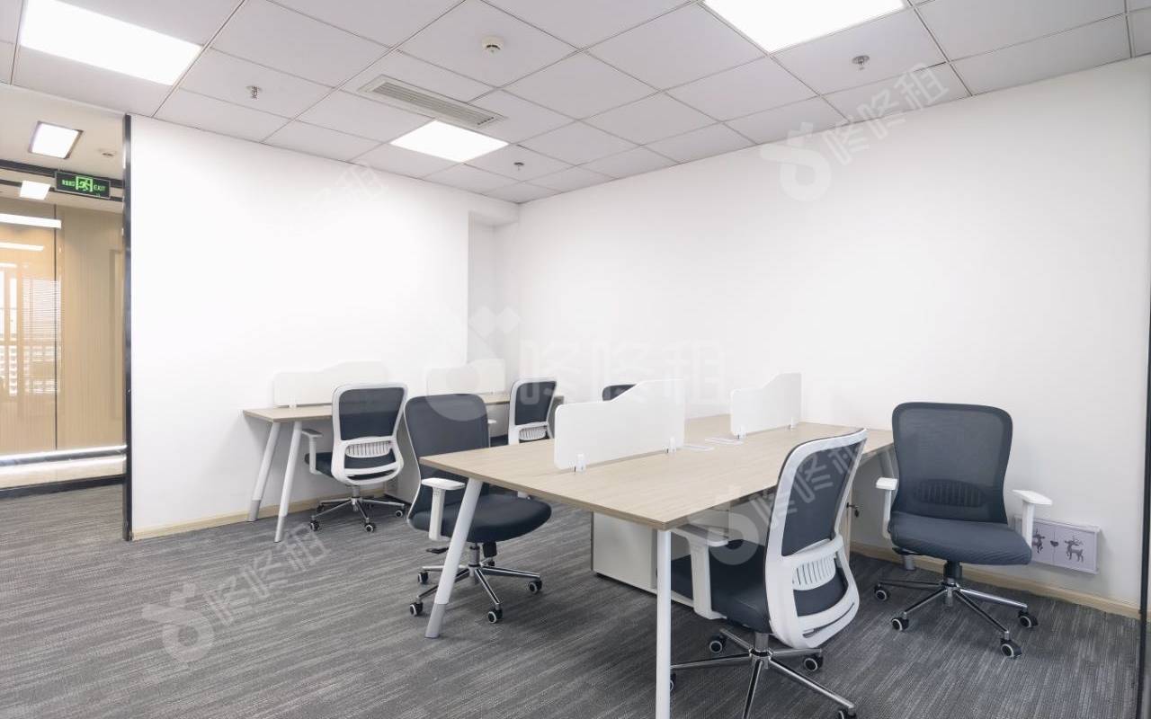 深圳湾科技生态园_118平_精装_办公室开间