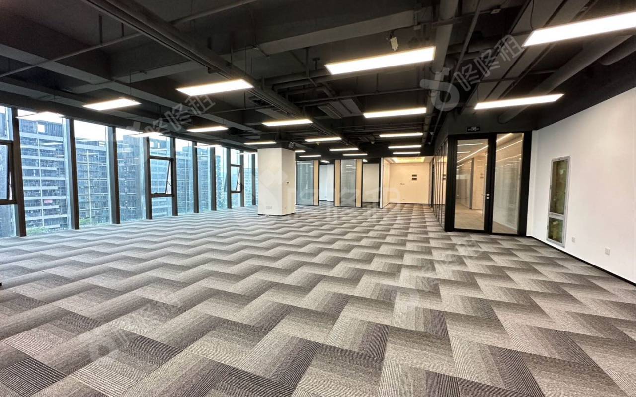 前海科兴科学园(正中华丽中心)_391平_精装_办公室开间