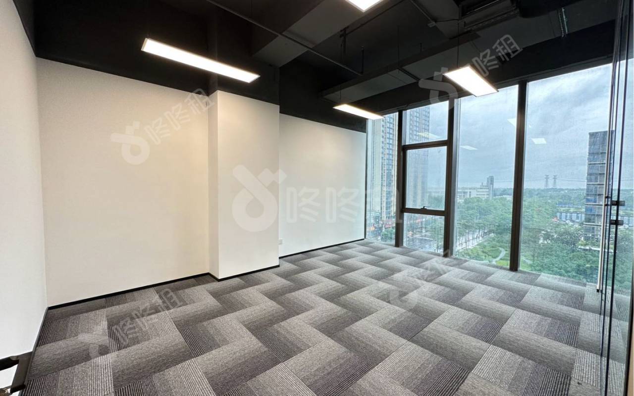 前海科兴科学园(正中华丽中心)_391平_精装_办公室隔间
