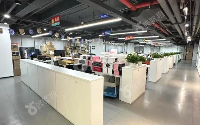 前海科兴科学园(正中华丽中心)_2044平_精装_办公室房源出租