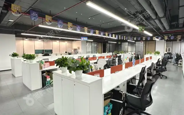 前海科兴科学园(正中华丽中心)_2044平_精装_办公室房源出租