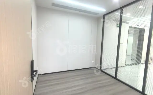 中国凤凰大厦_416平_精装_办公室房源出租