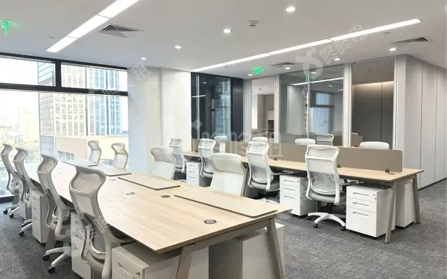 华润置地大厦_208平米_精装_办公室房源出租