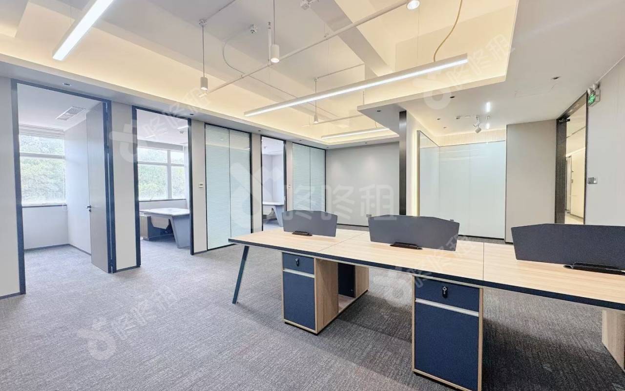 长园新材料港_119平_精装_办公室开间