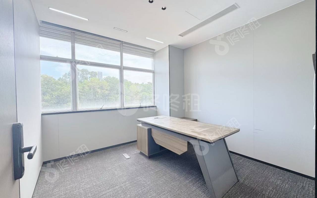 长园新材料港_119平_精装_办公室隔间