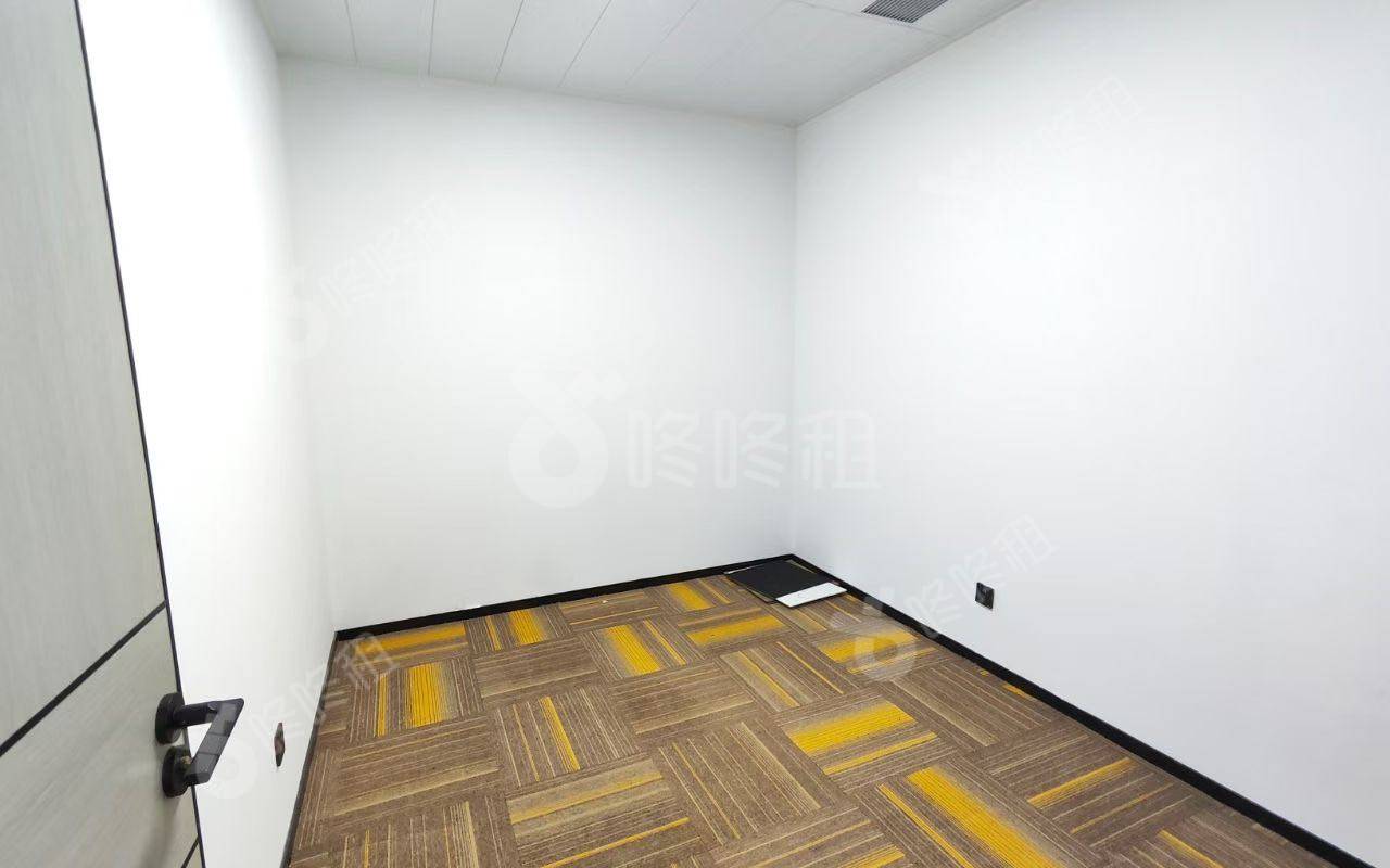 威盛科技大厦_357平_精装_办公室隔间