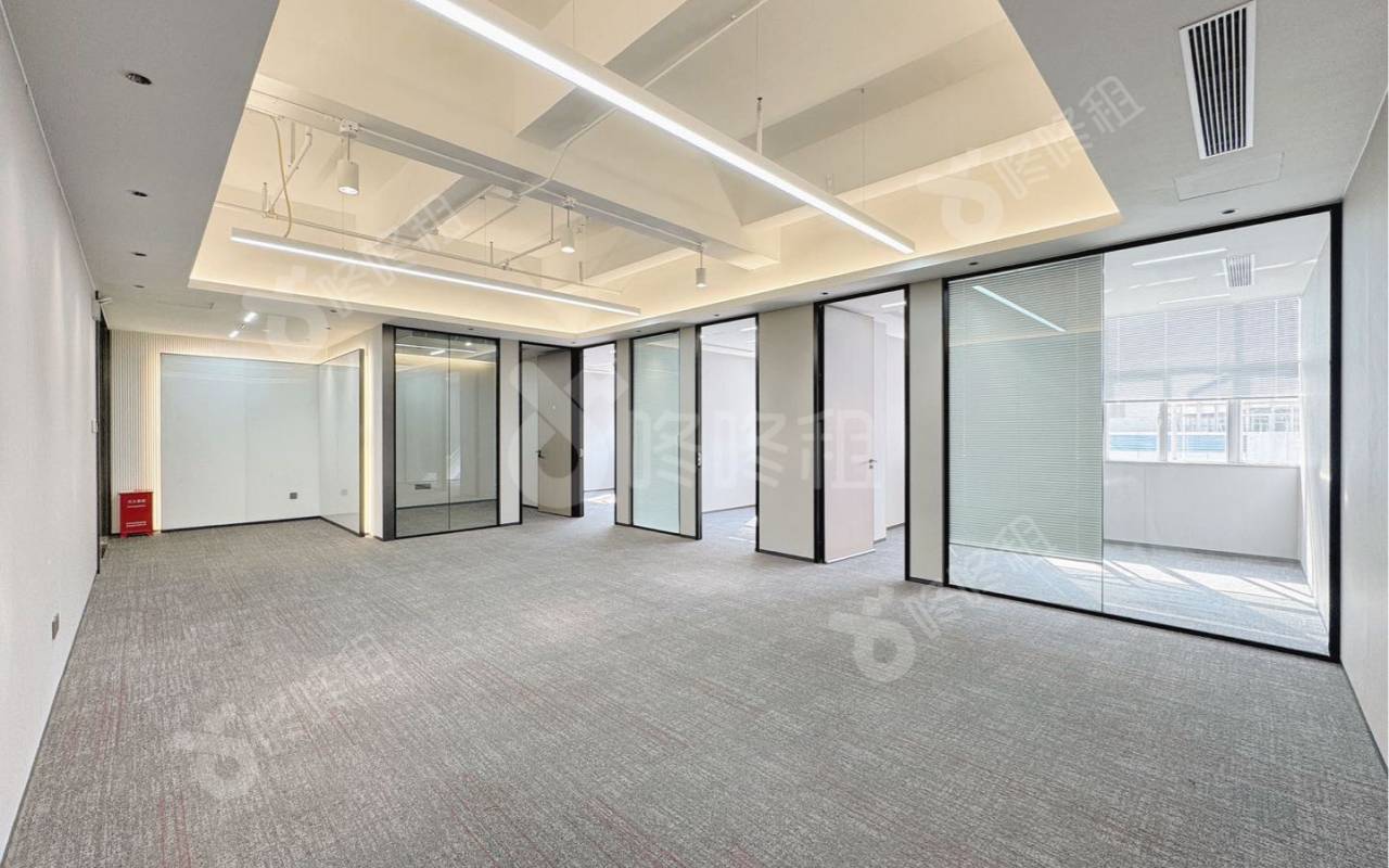 长园新材料港_168平_豪装_办公室开间