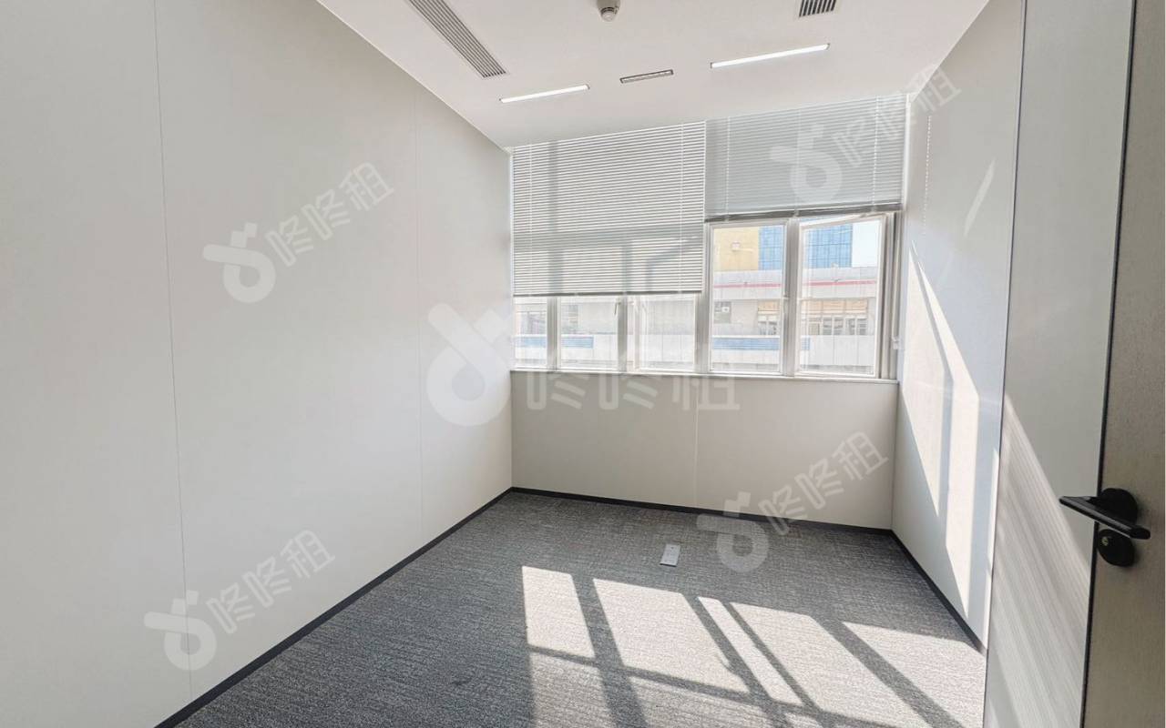 长园新材料港_168平_豪装_办公室隔间