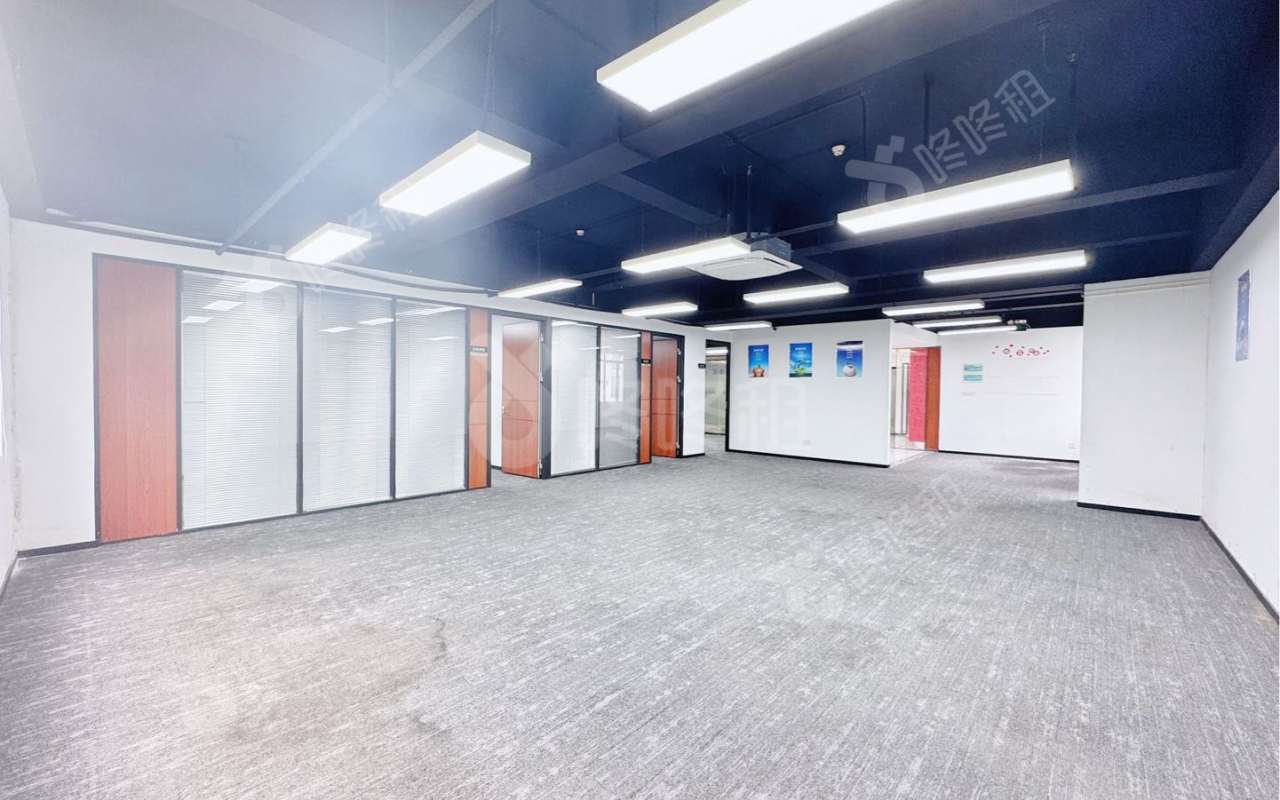 长园新材料港_185平_精装_办公室隔间