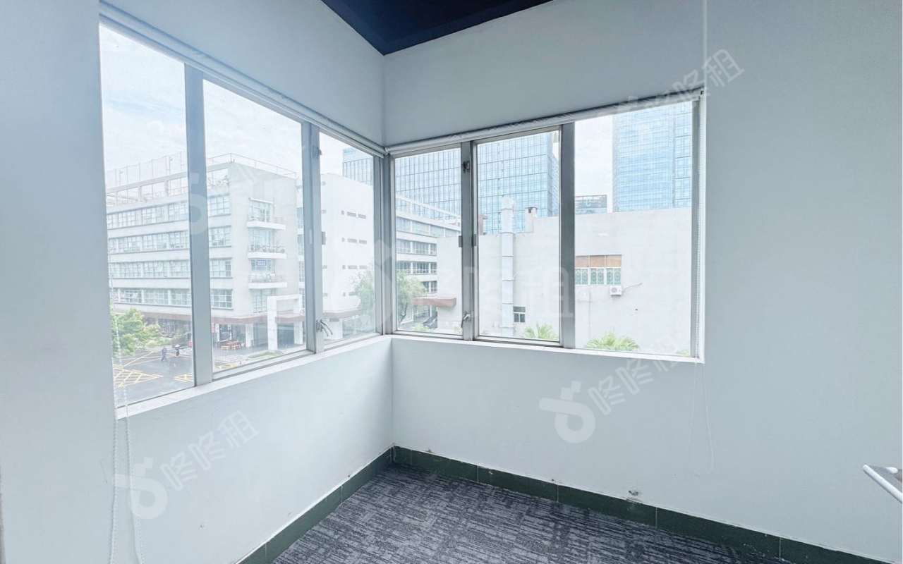 长园新材料港_185平_精装_办公室隔间