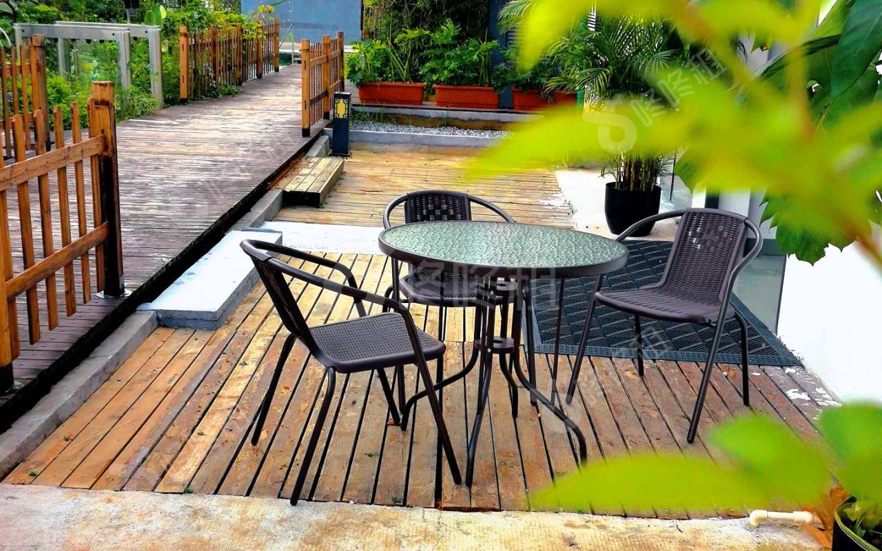 宝能科技园_255平_精装_阳台