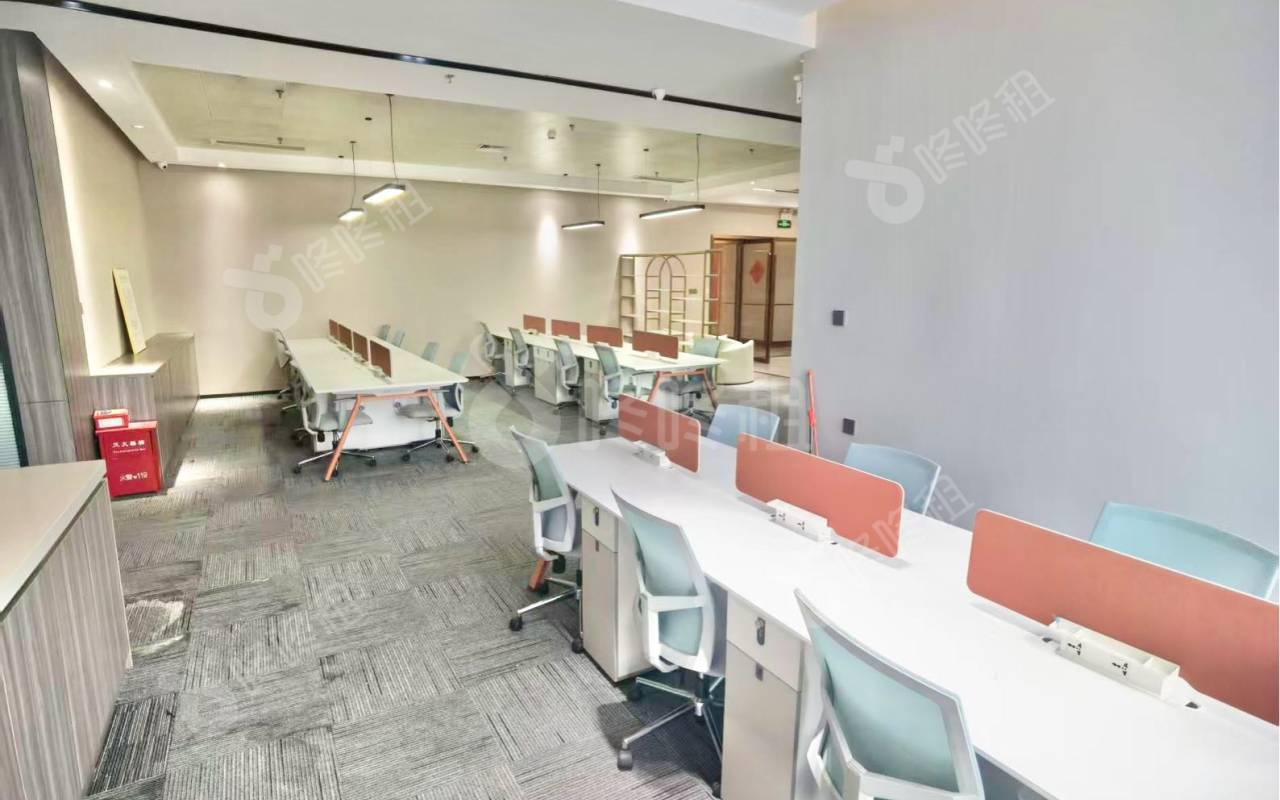 立桥金融中心_692.97平_豪装_办公室开间