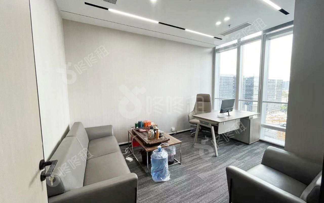 讯美科技广场_210平_精装_办公室隔间