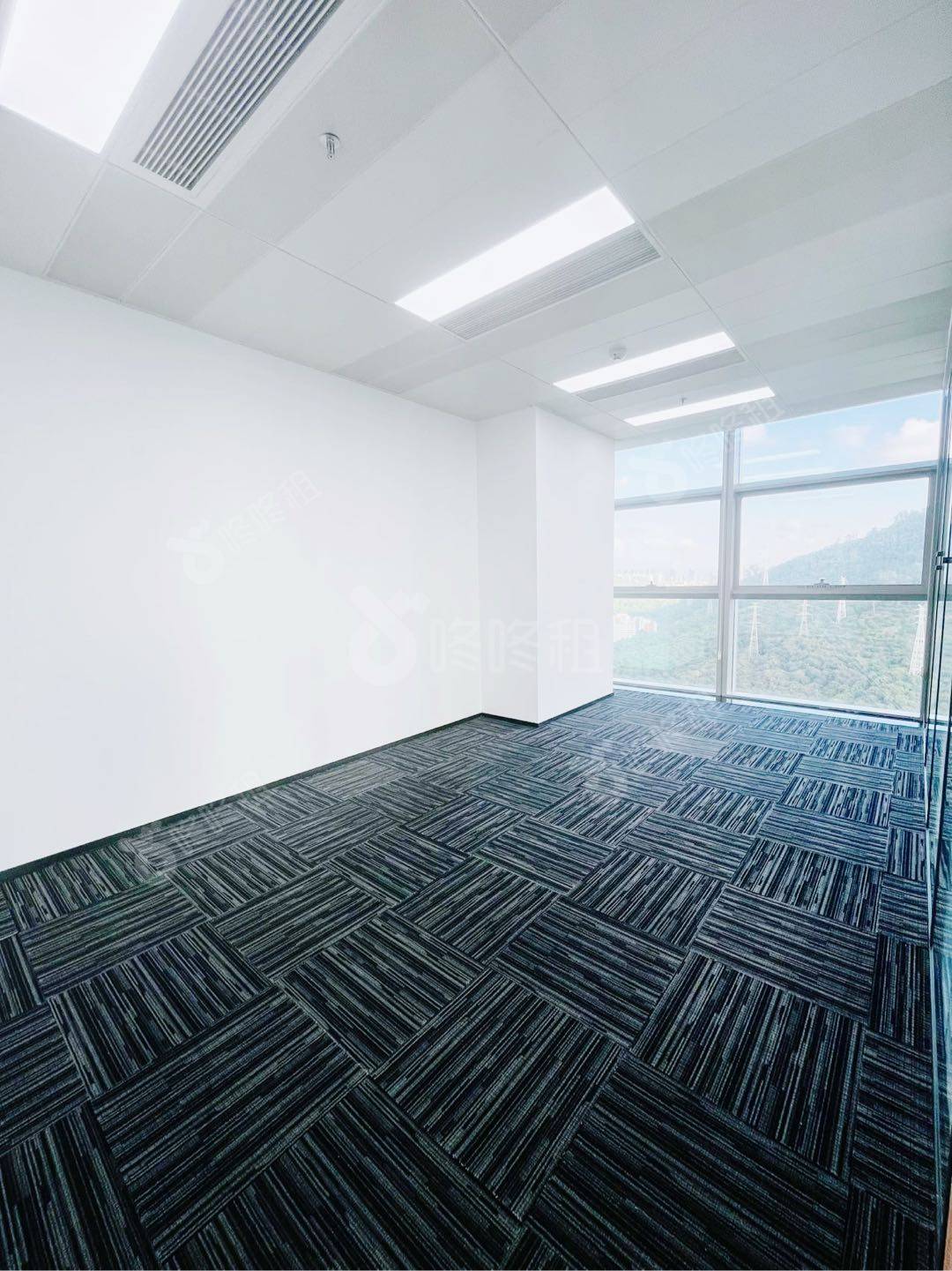 众冠时代广场_479平_精装_办公室隔间