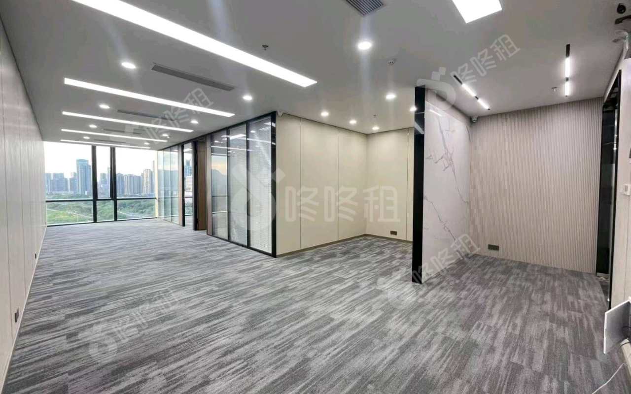 龙华设计产业园_190平_精装_办公室开间