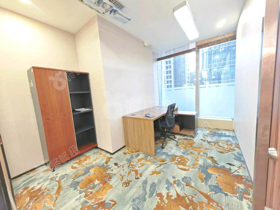 京基滨河时代_269平_精装_办公室隔间