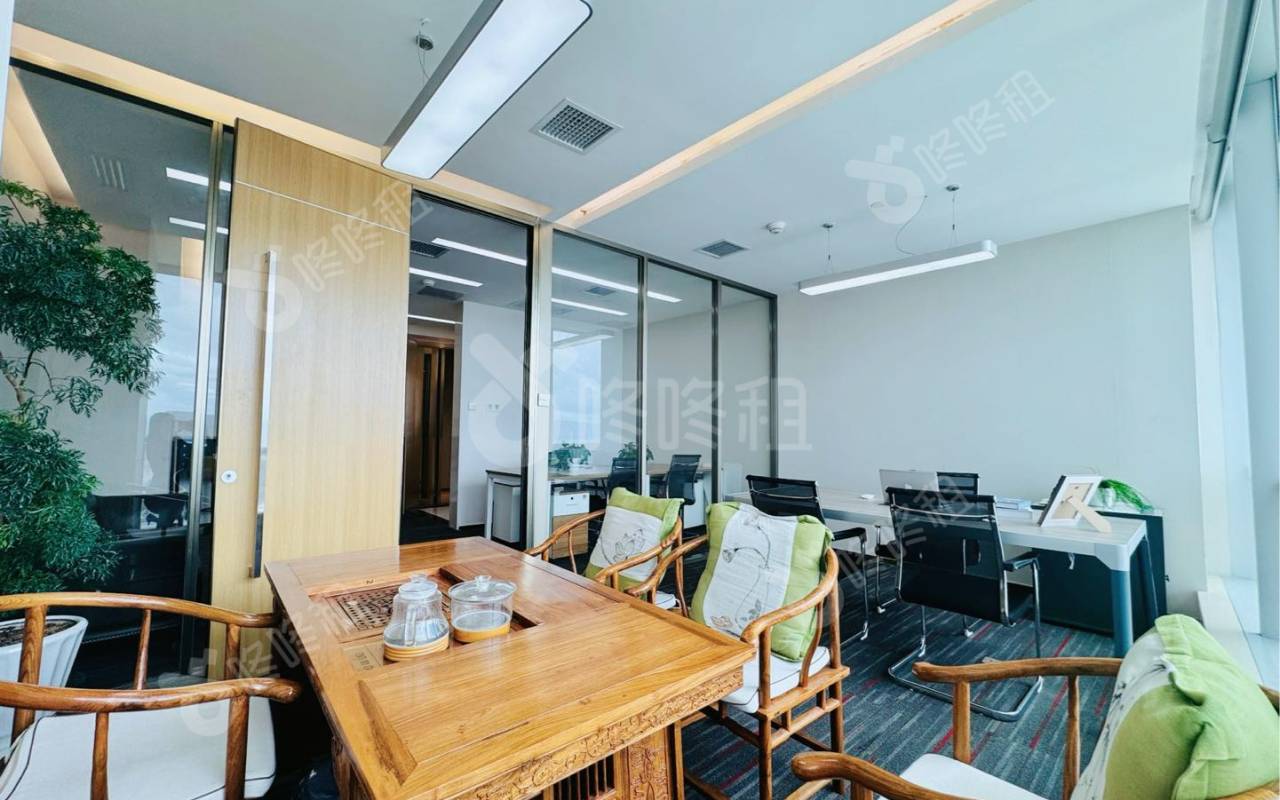 中洲控股中心_168平_豪装_办公室隔间