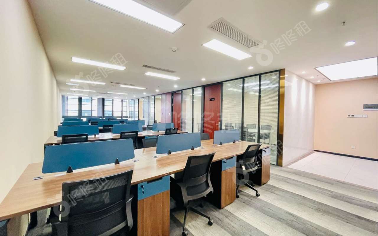比克科技大厦_239平_精装_办公室开间