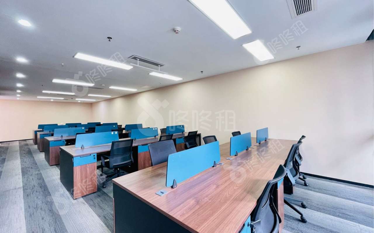 比克科技大厦_239平_精装_办公室开间