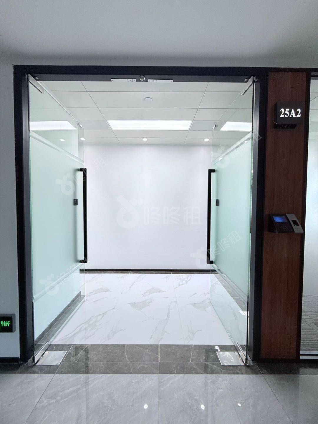 尚美科技大厦_164平_精装_前台