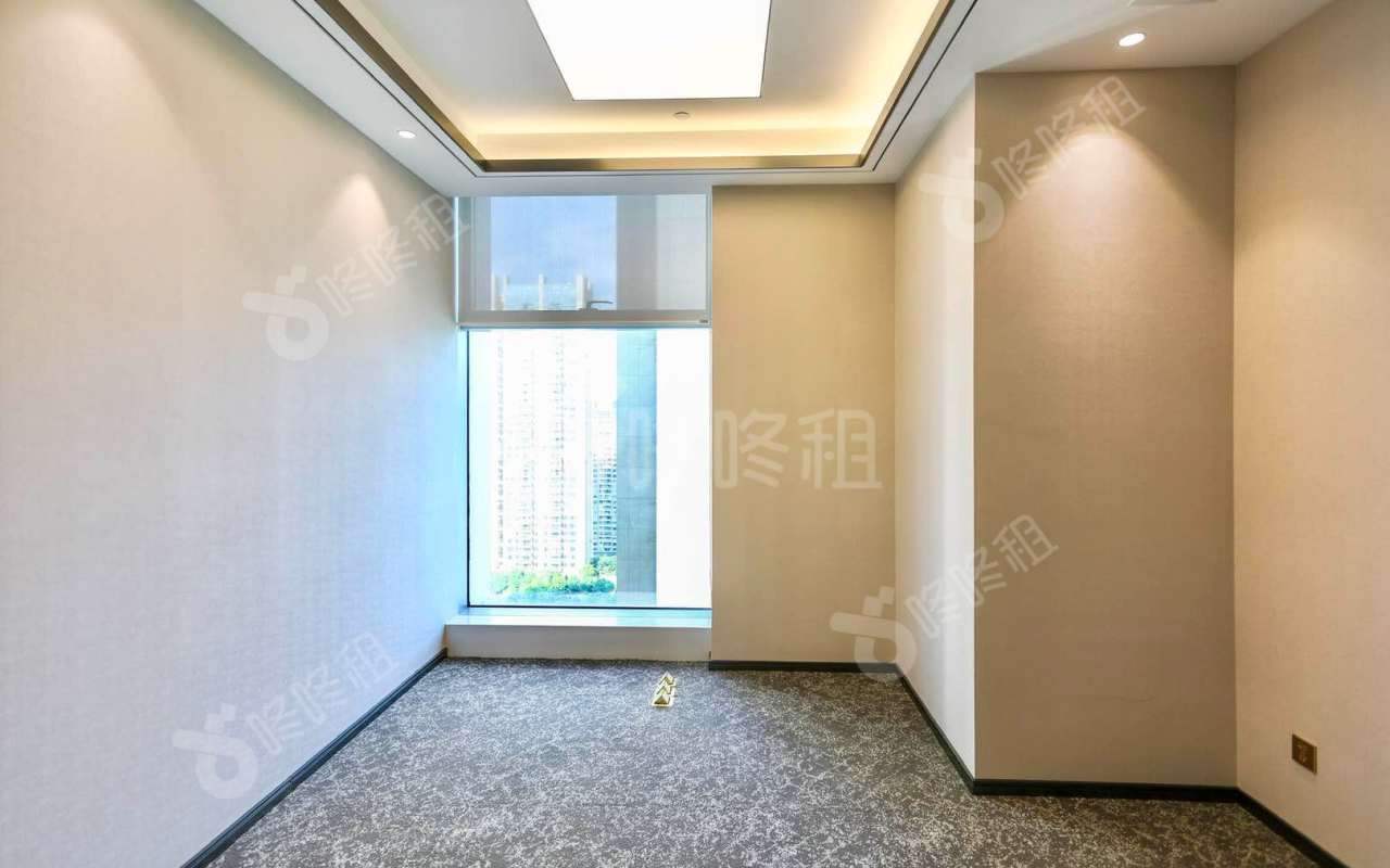 前海HOP国际_299平_豪装_办公室隔间