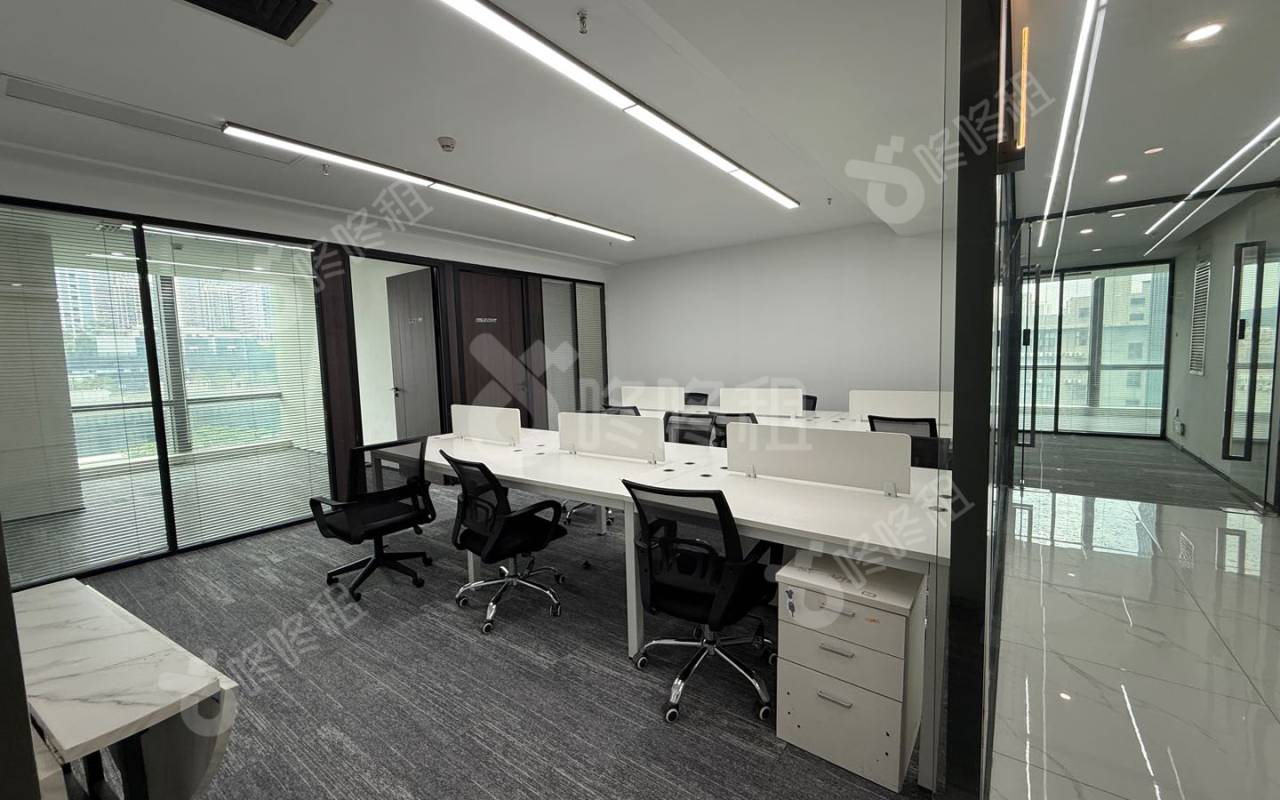 波顿大厦_147平_精装_办公室开间