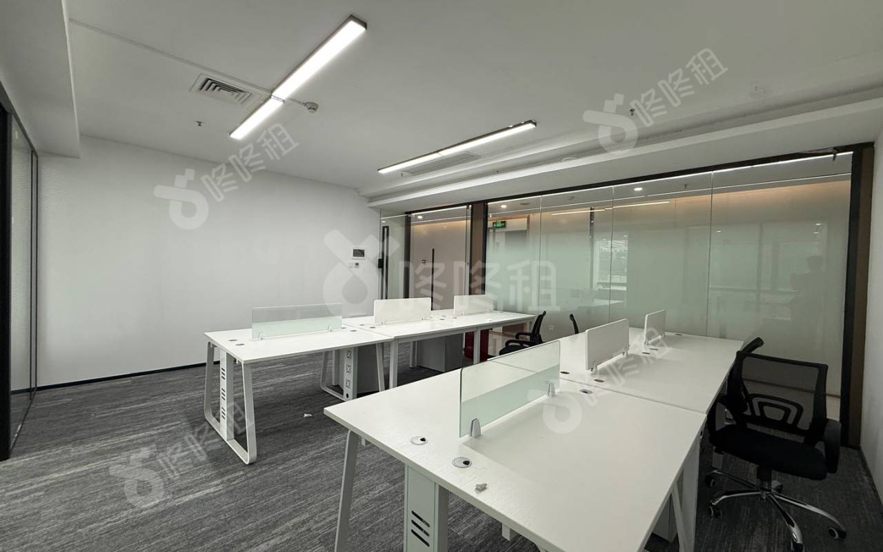 波顿大厦_142平_精装_办公室开间