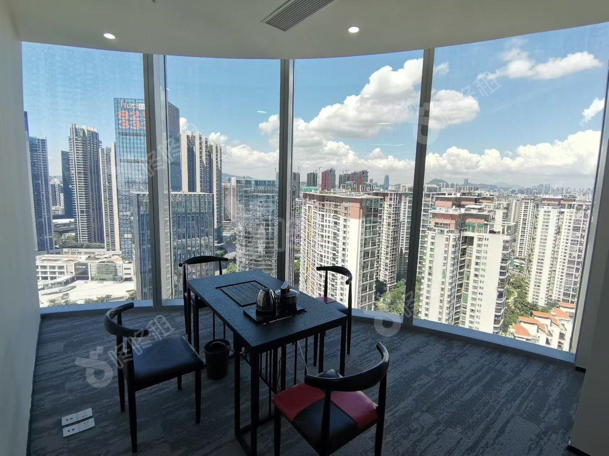 宝中卓越时代广场_360平_精装_办公室隔间