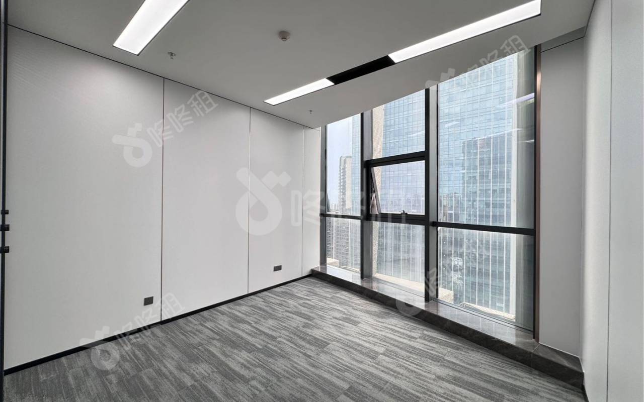 勤诚达大厦_117平_豪装_办公室隔间