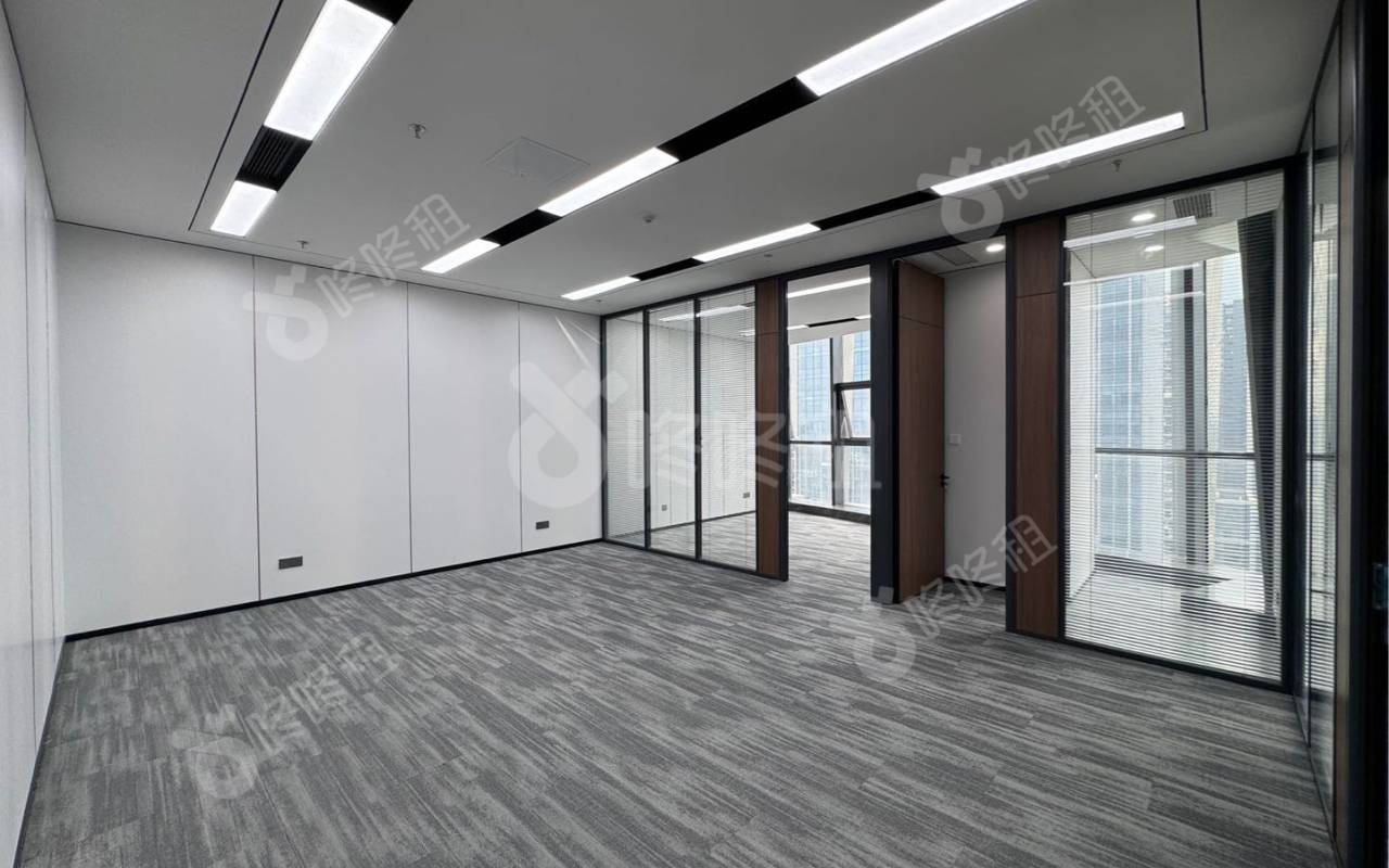勤诚达大厦_117平_豪装_办公室开间