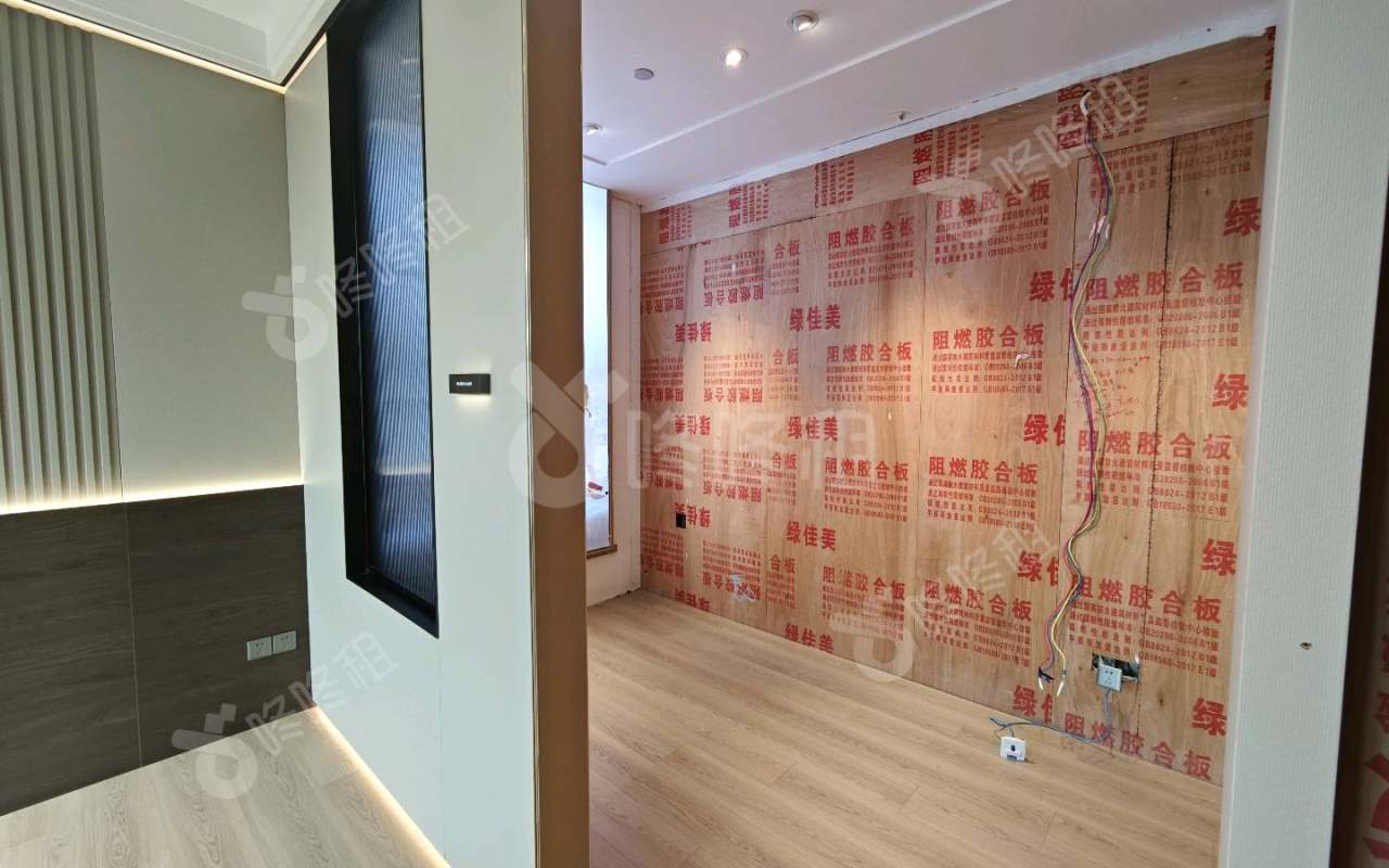 南丰汇_416平_精装_办公室隔间