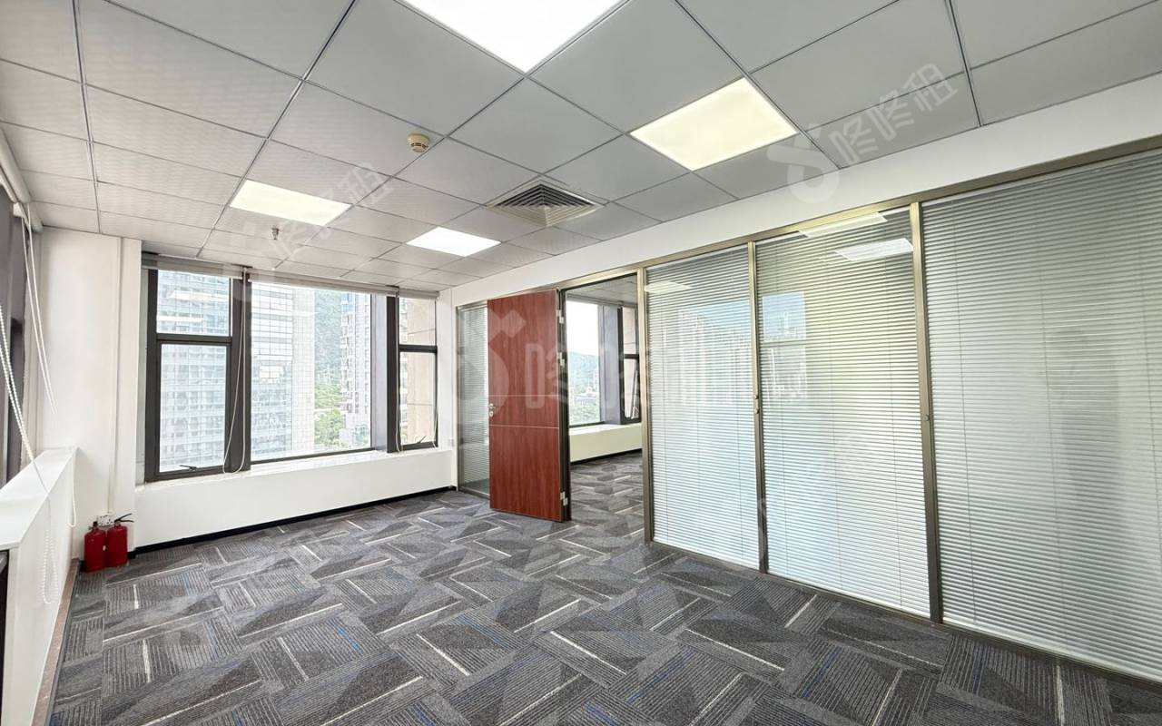 濠盛商务中心_122.91平_精装_办公室隔间