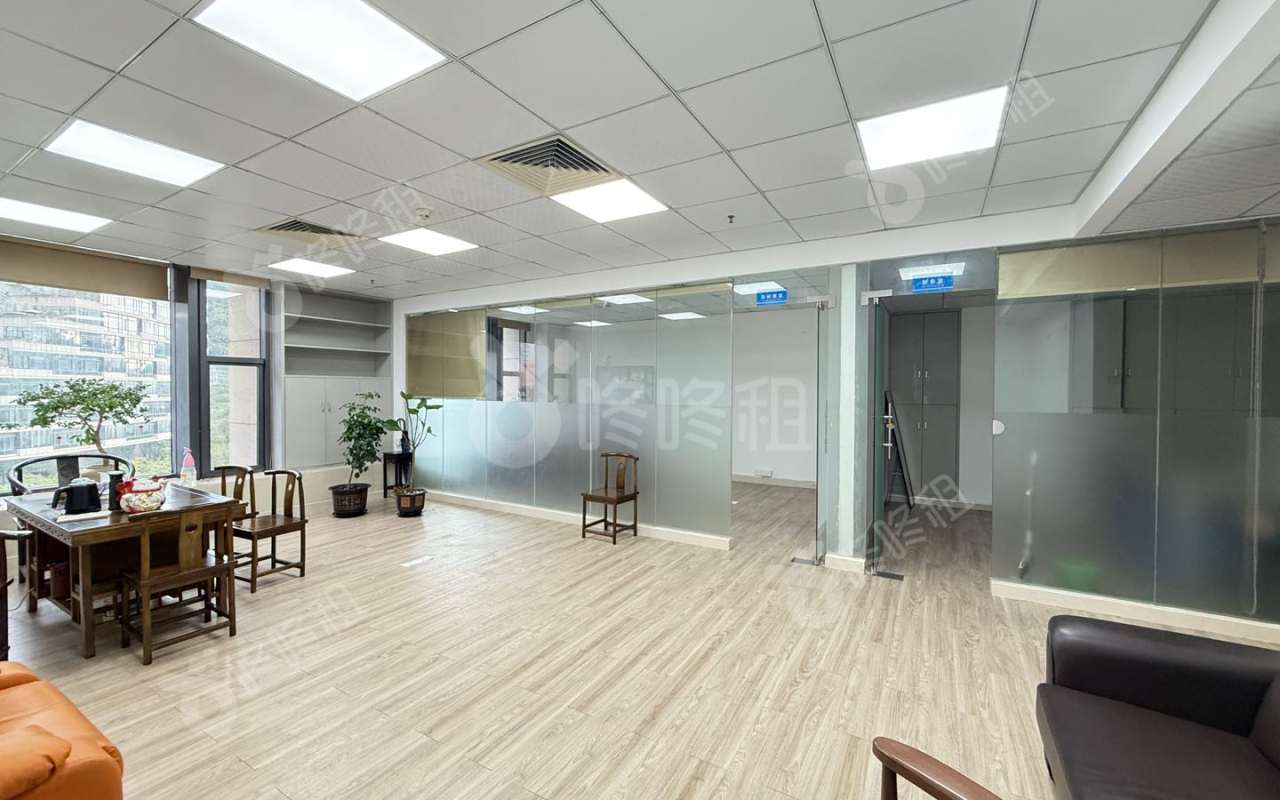 濠盛商务中心_124.31平_精装_办公室开间