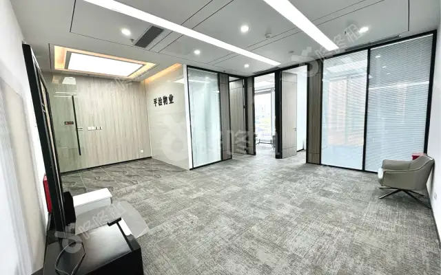 华侨城大厦_133.72平米_豪装_办公室房源出租