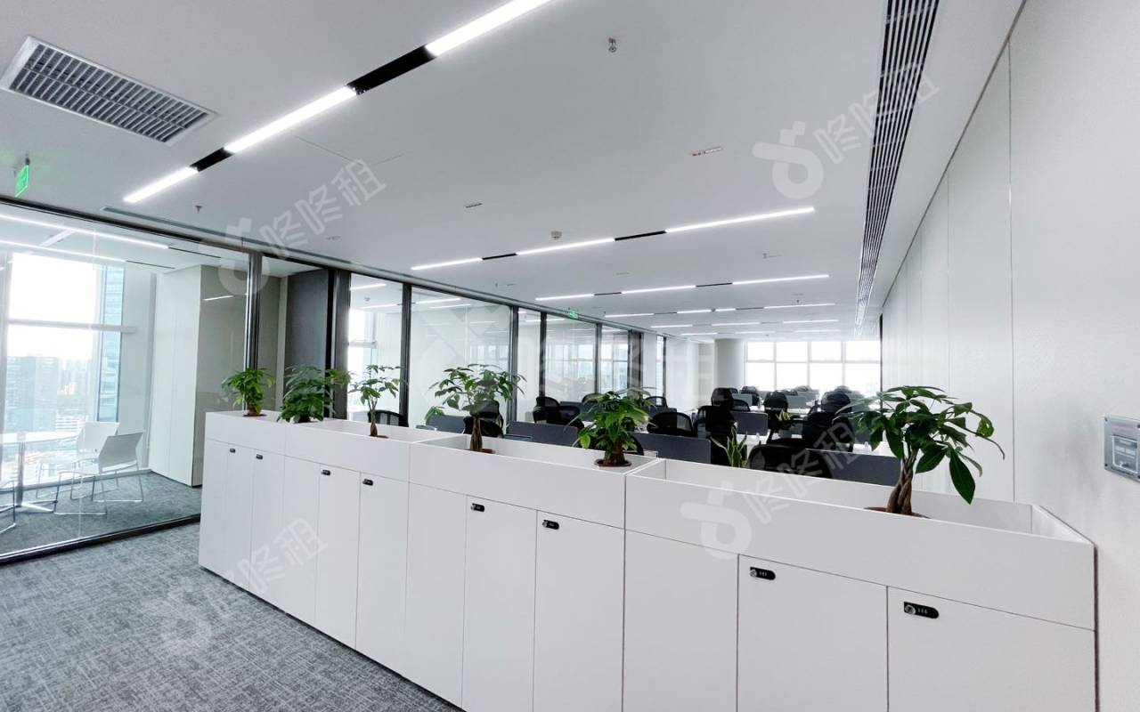 康泰创新广场_608.85平_精装_办公室开间