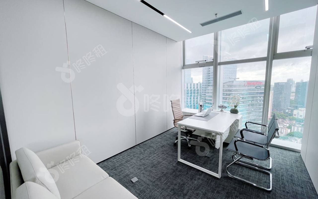 康泰创新广场_608.85平_精装_办公室隔间