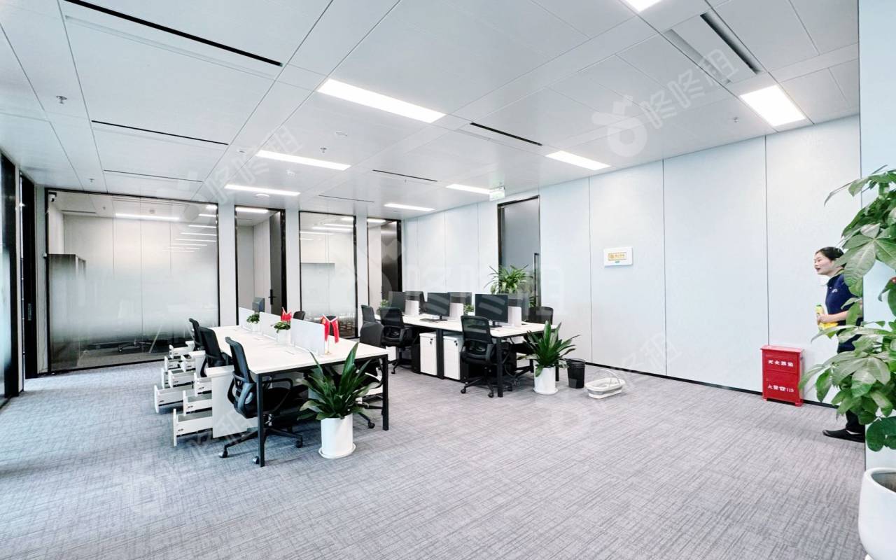 联想后海中心_498平_豪装_办公室开间
