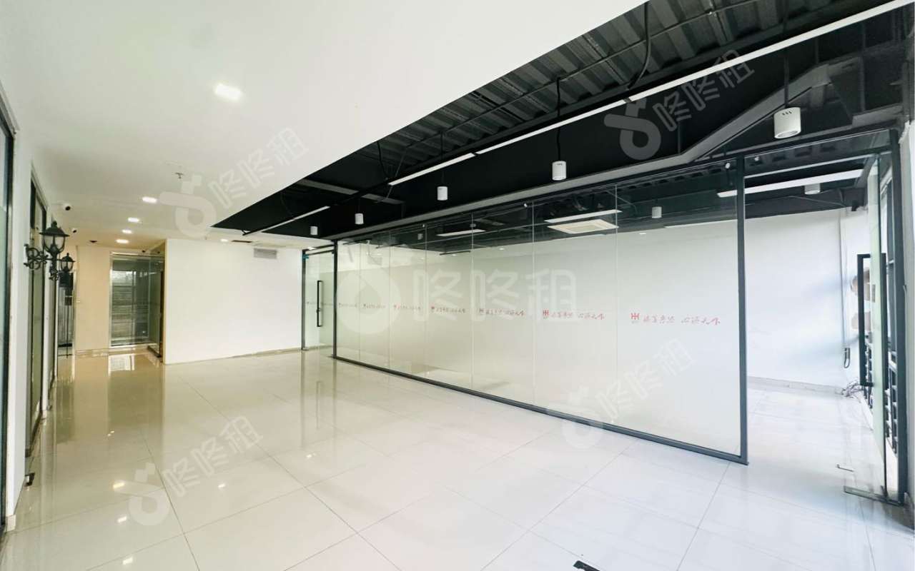 桑达科技大厦_255平_简装_办公室开间