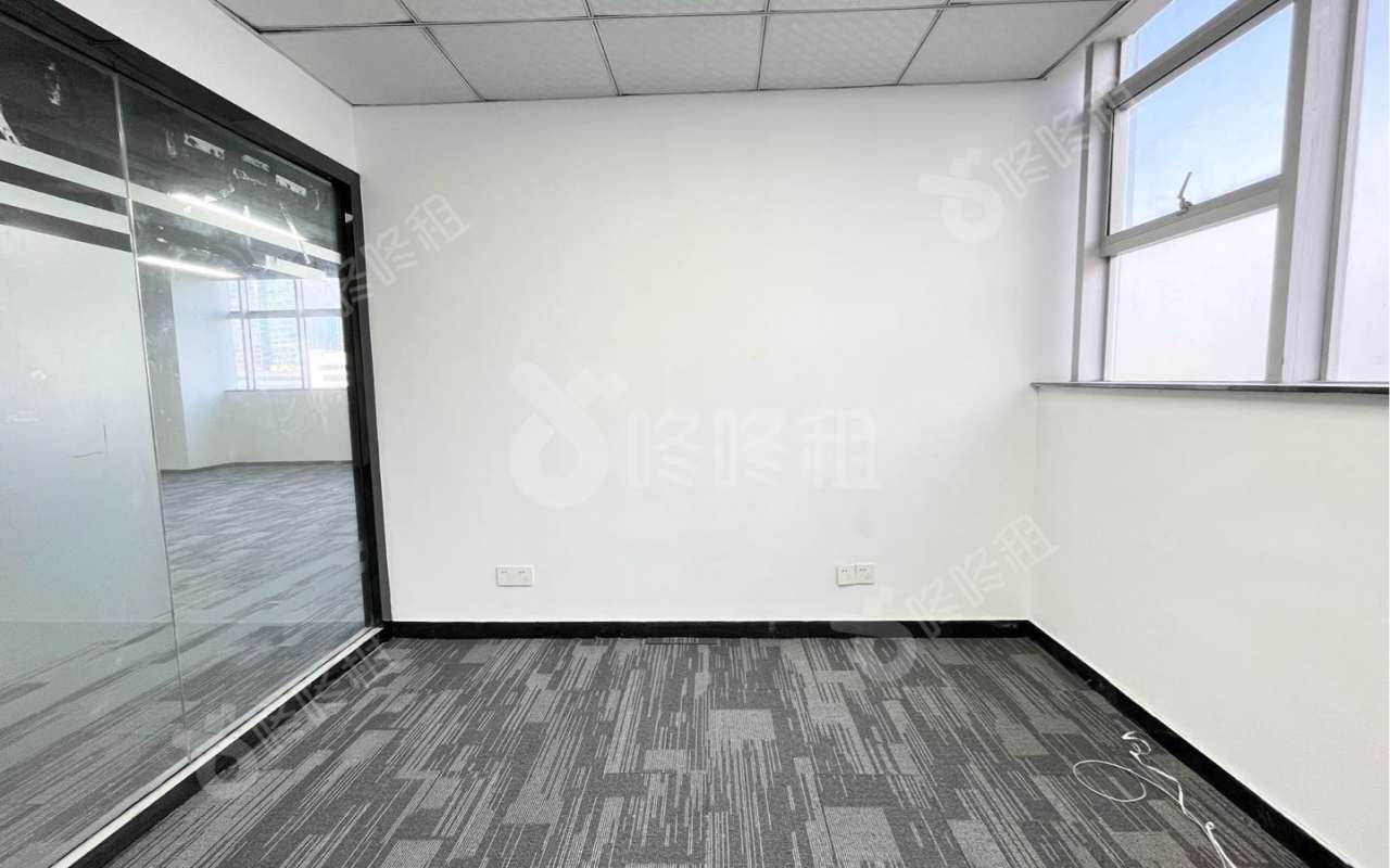 高新技术产业园(虚拟大学园)_378平_精装_办公室隔间