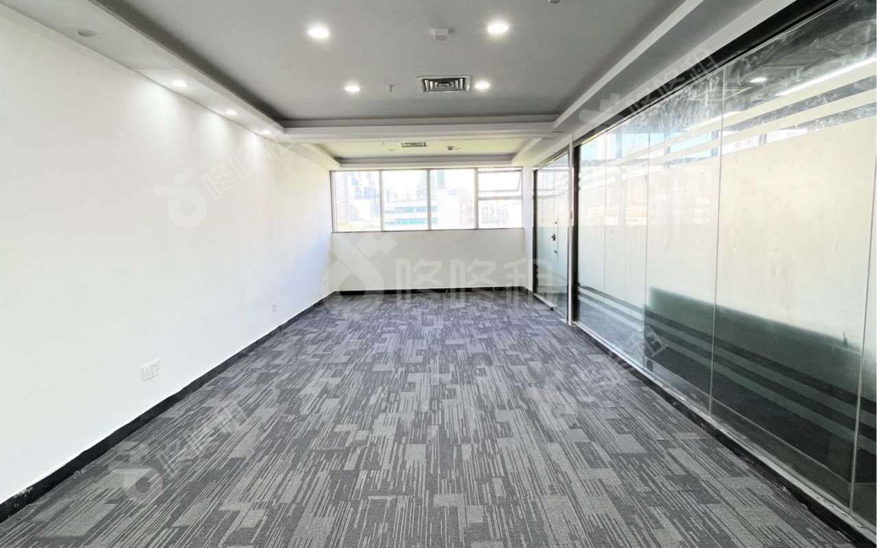 高新技术产业园(虚拟大学园)_378平_精装_办公室隔间