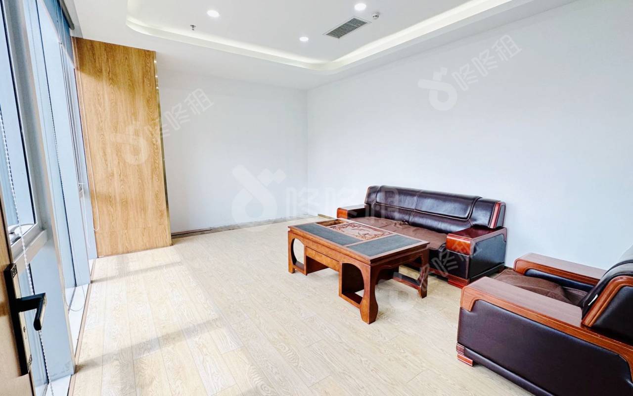 大新时代大厦_273平_精装_办公室隔间