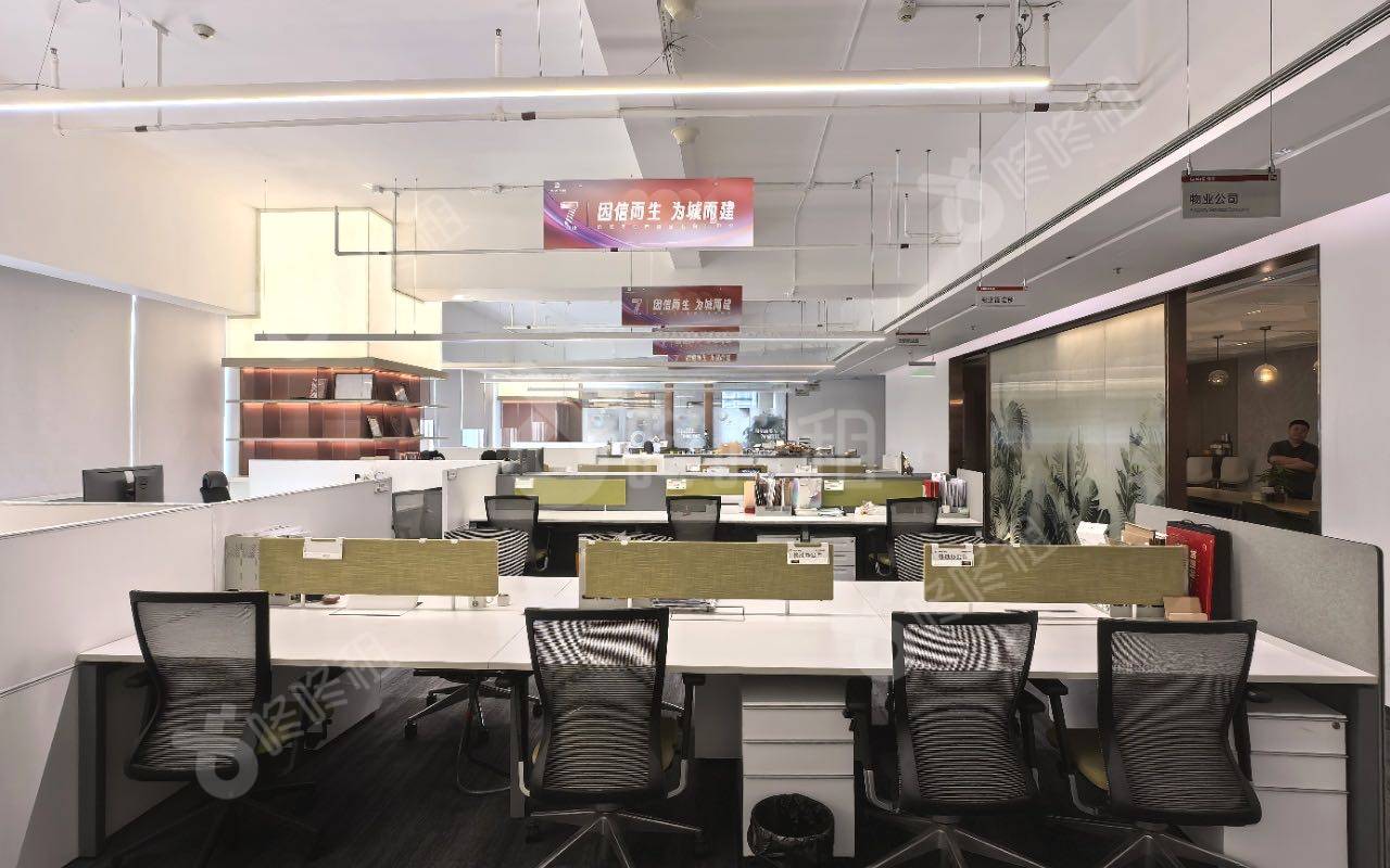 侨城坊_1461平_豪装_办公室开间