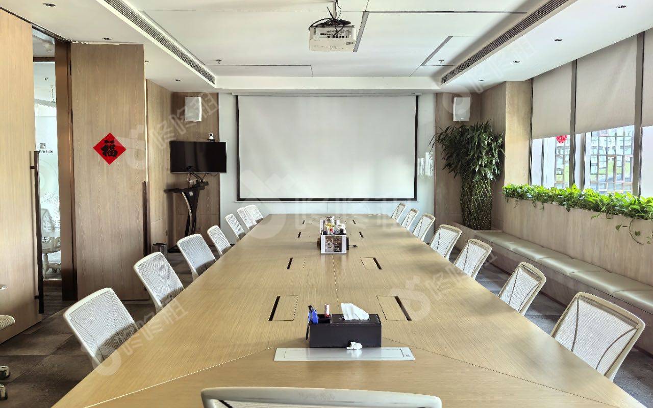 侨城坊_1461平_豪装_办公室隔间