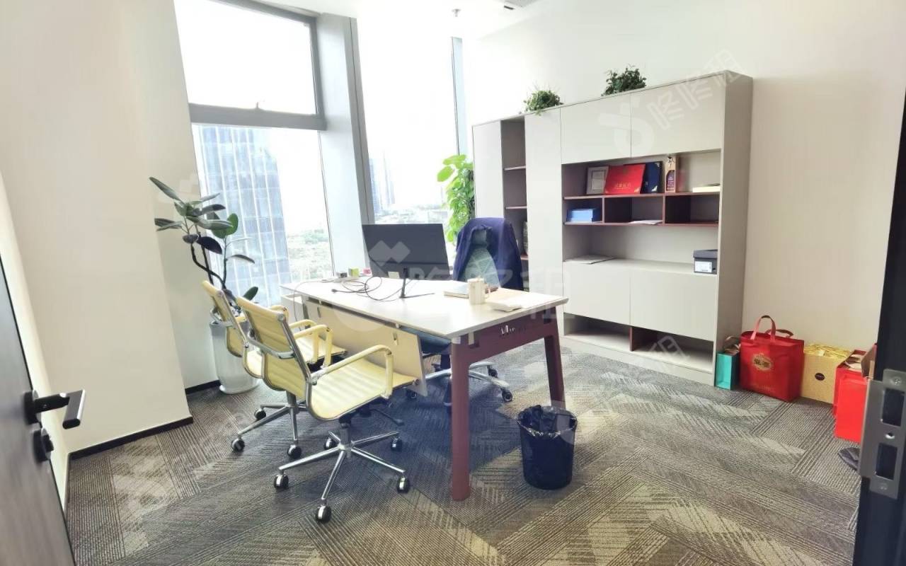 中集前海国际中心_286平_定制装修_办公室隔间