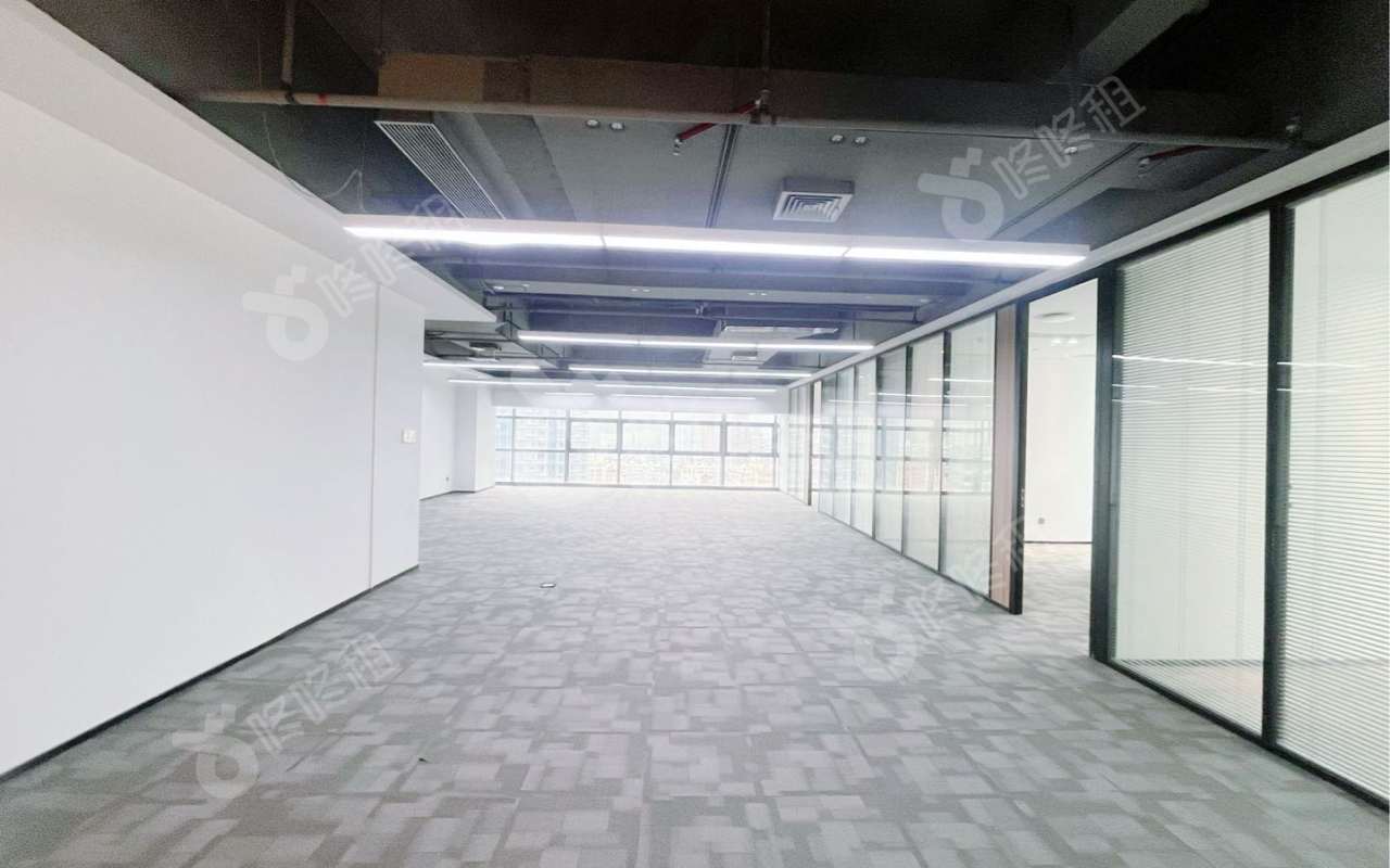 蘅芳科技大厦_508平_精装_办公室开间