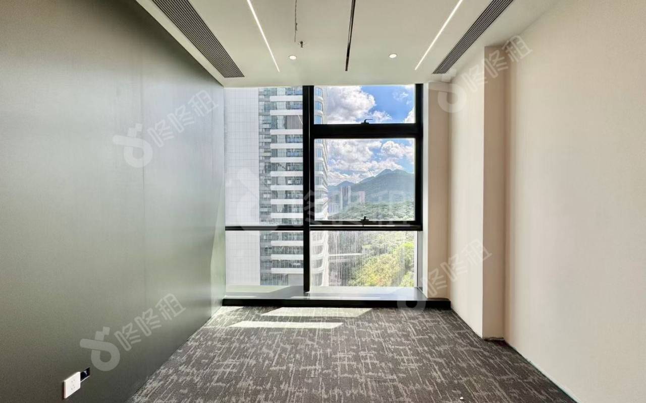 光峰科技大厦_151平_精装_办公室隔间