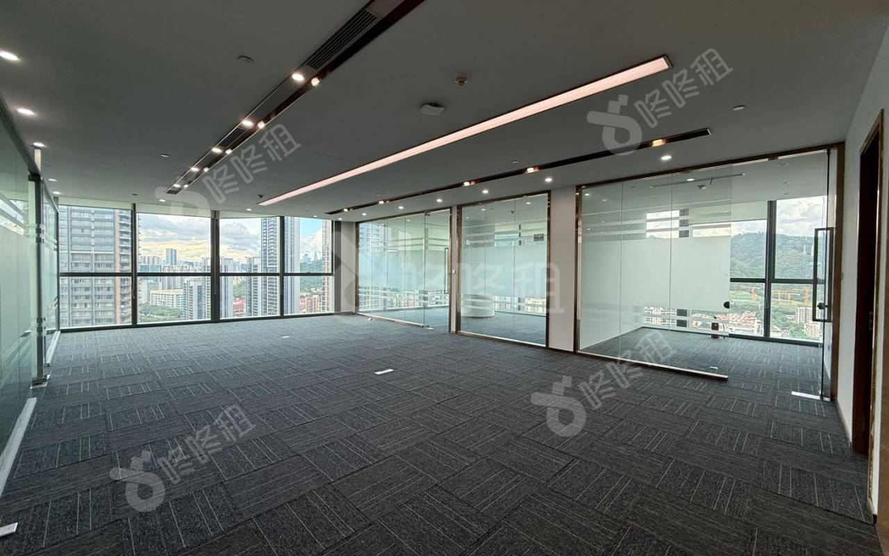 香江金融中心_269平_豪装_办公室开间