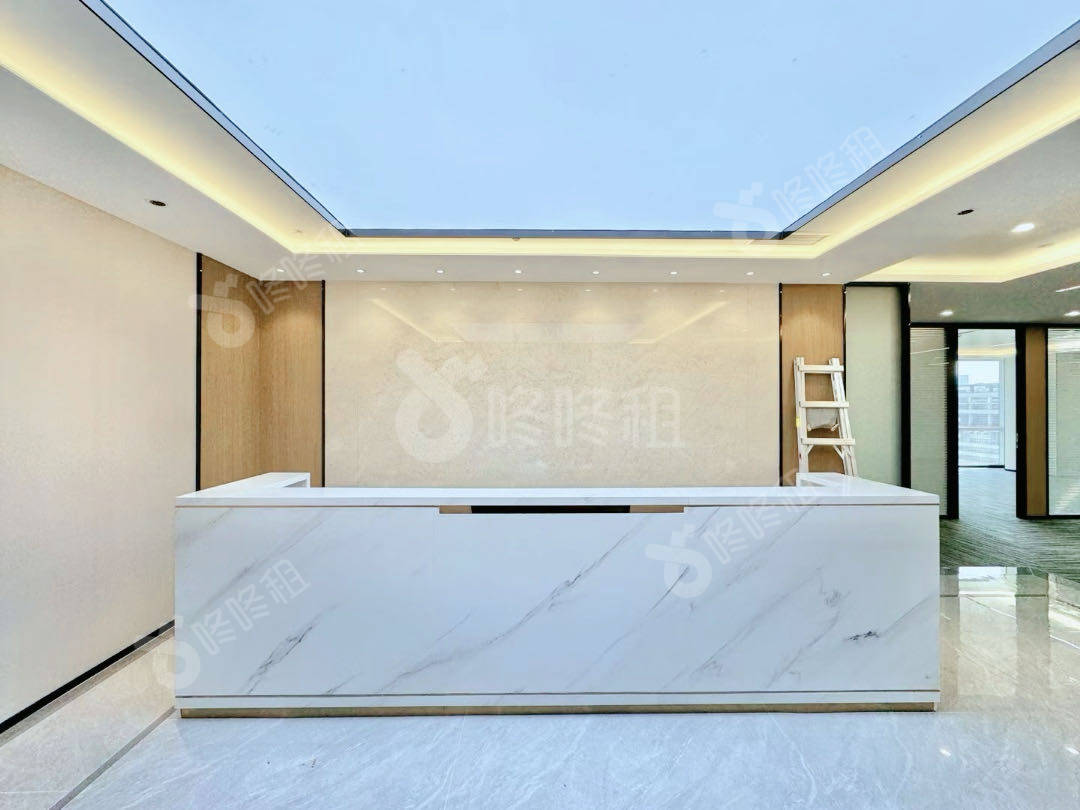 大冲商务中心_702.11平_豪装_前台