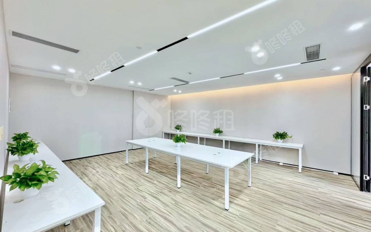 大冲商务中心_119.64平_豪装_办公室开间